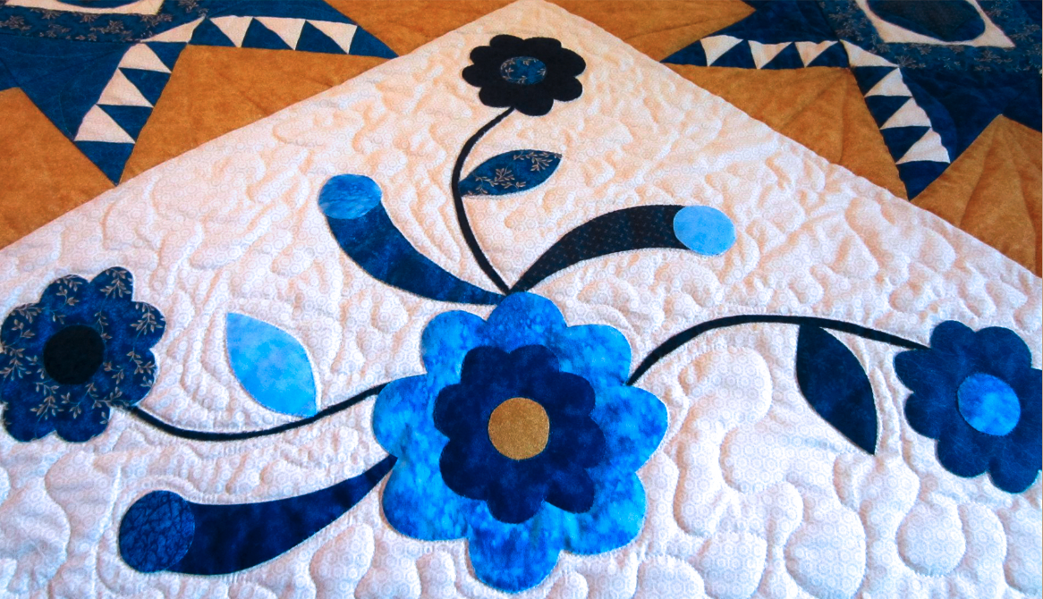 Blanket with blue flower pattern